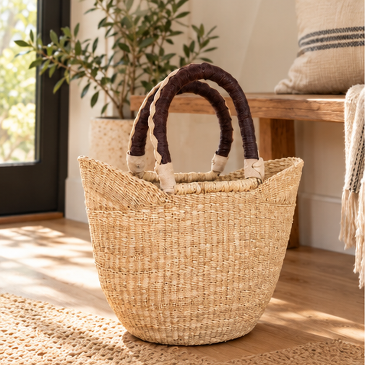 Small Woven Market Shopper