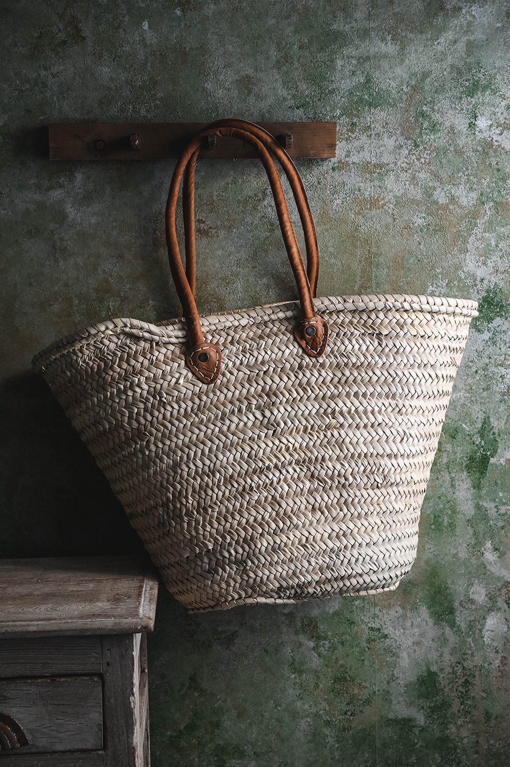 Palm Leaf Market Tote with Leather Handles - Image 12