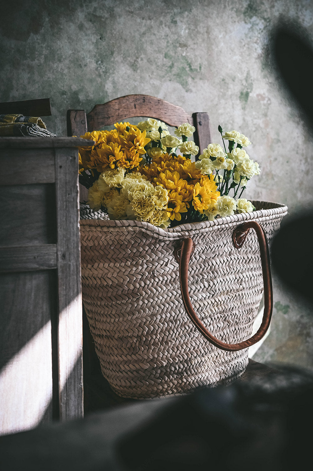 Palm Leaf Market Tote with Leather Handles - Image 13