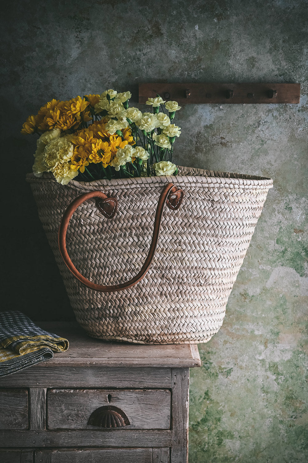 Palm Leaf Market Tote with Leather Handles - Image 11
